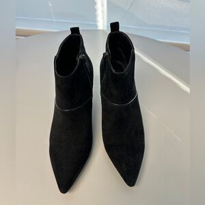 Donald Pliner Black Pointed Toe Suede Ankle Boots - Women